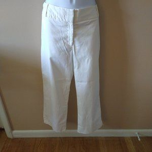 White house Black market Women's white capri pants size 8 excellent condition